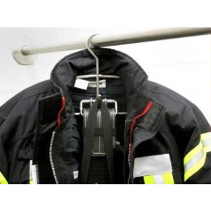Feuerwehr-Kleiderbügel für Einsatzbekleidung